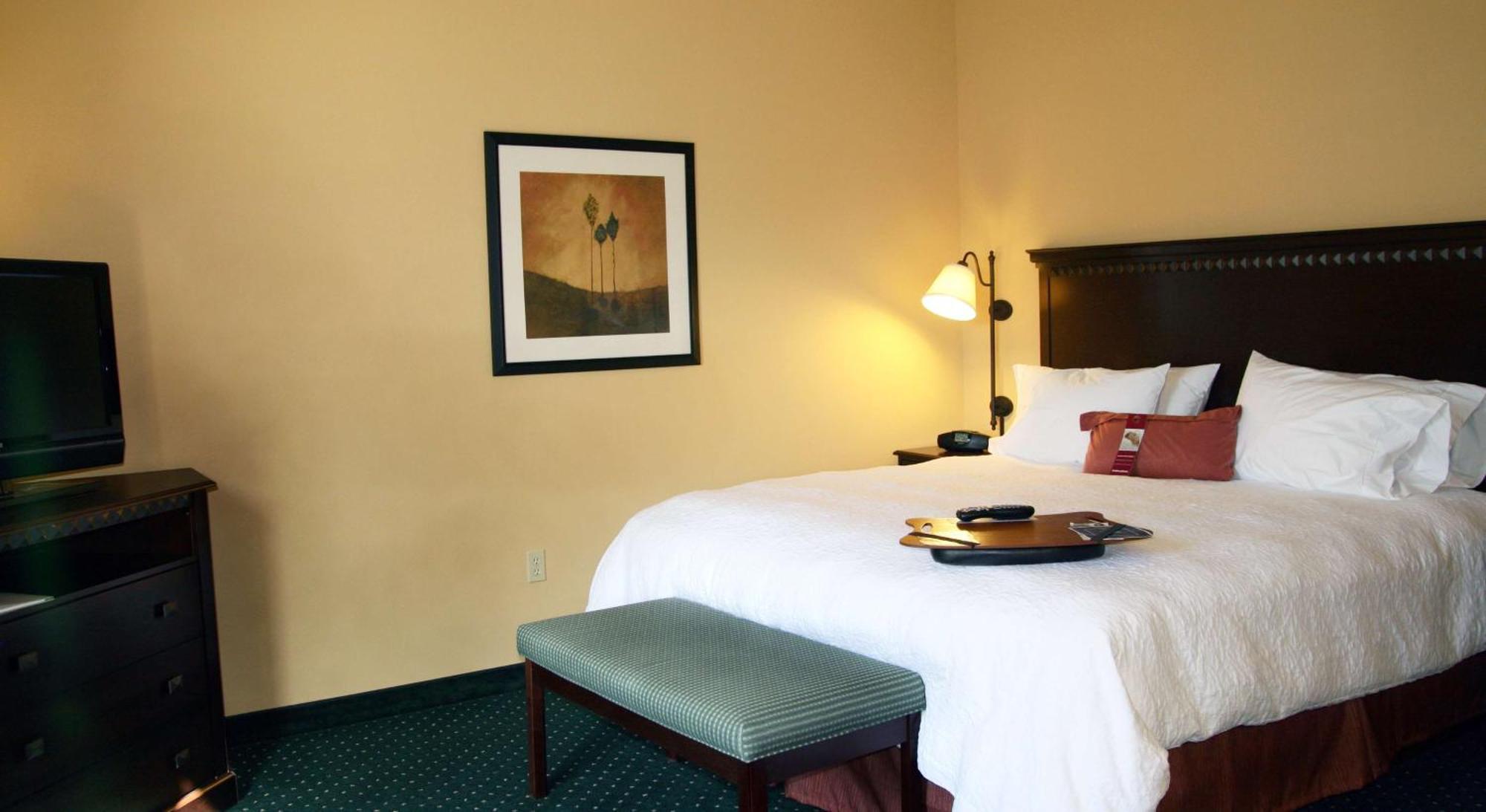 Hotel Hampton & Seal Seal Beach