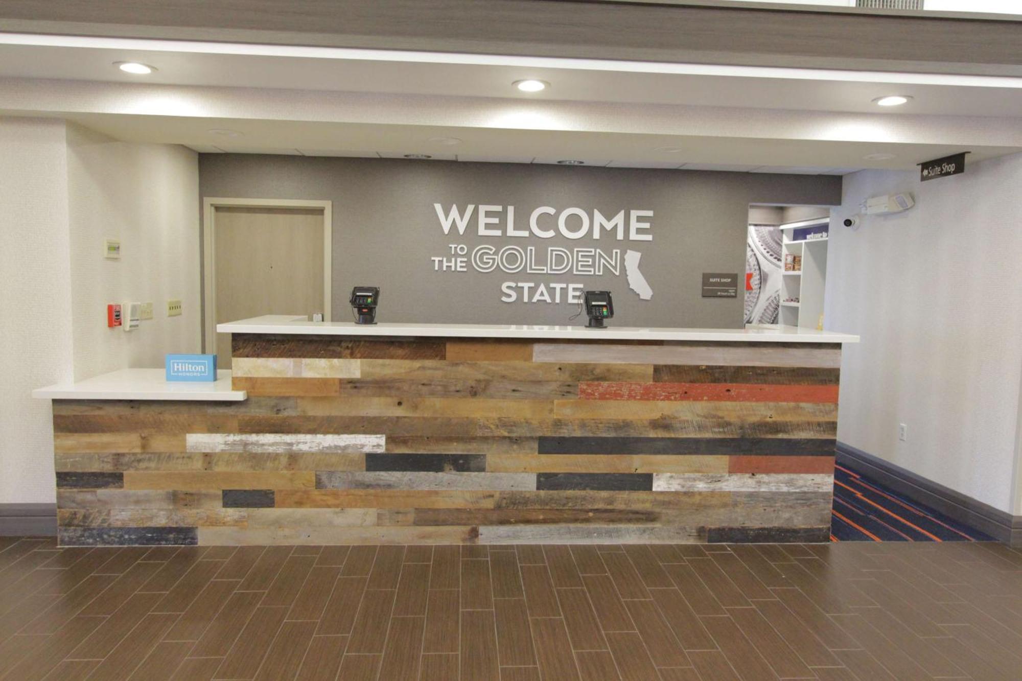 Hampton & Seal Hotel